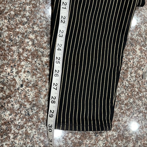 Hudson Jeans - Picture 2 of 9